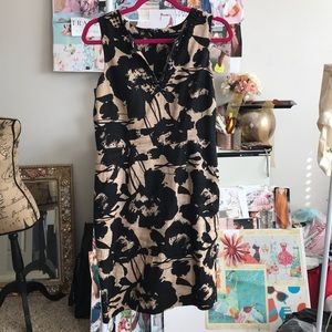 This dress fits amazing!